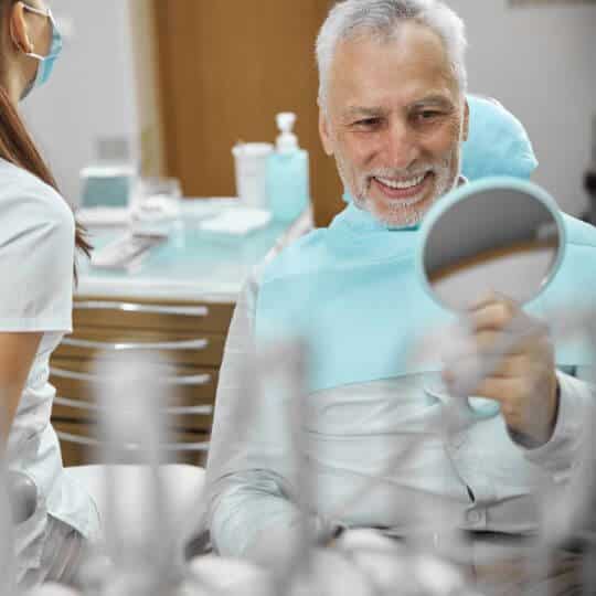Prótesis dentales cerca de ti