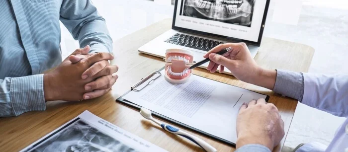 Documentos imprescindibles que debes recibir durante un tratamiento dental en USA